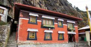 Everest-Trekking, Kloster bei Thame