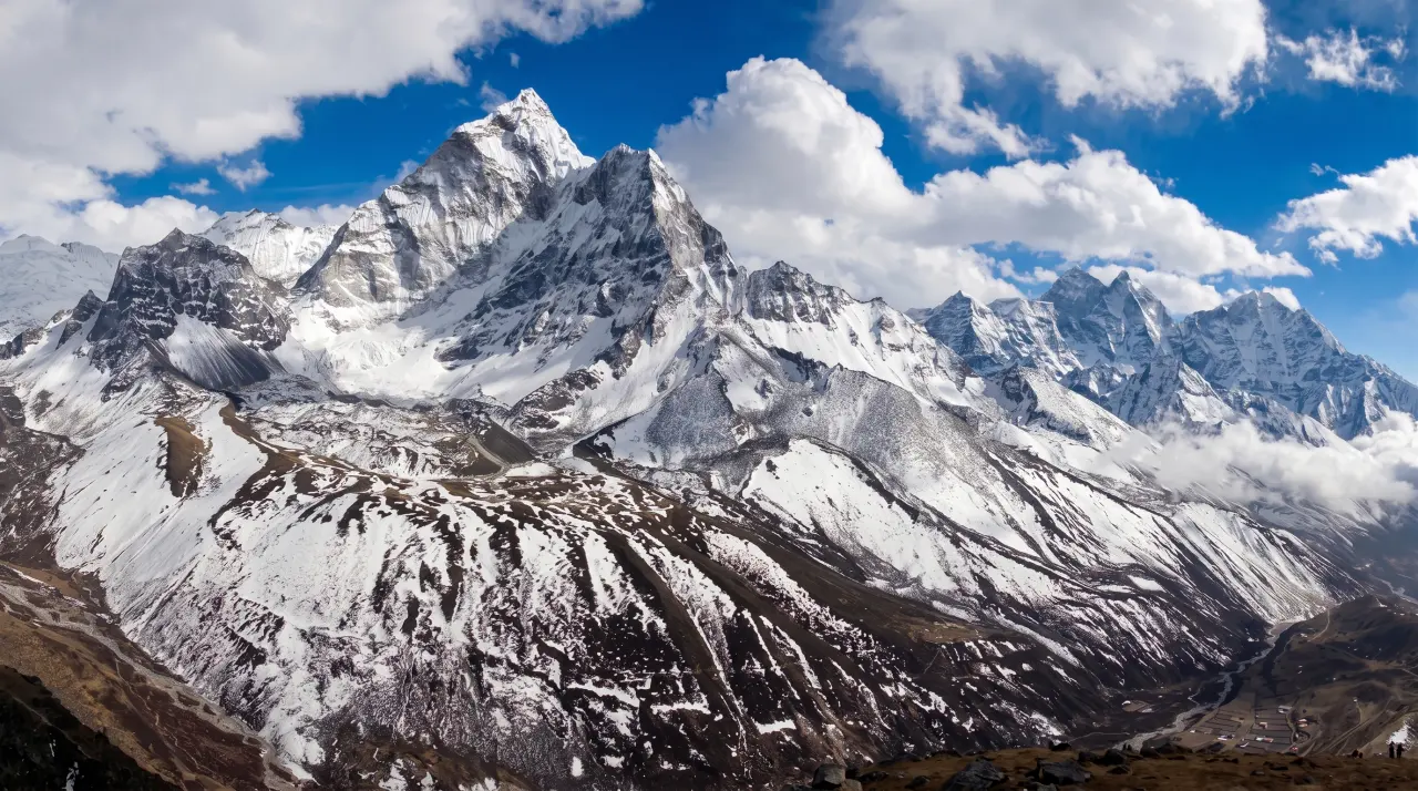 Panoramablick oberhalb von Dingboche
