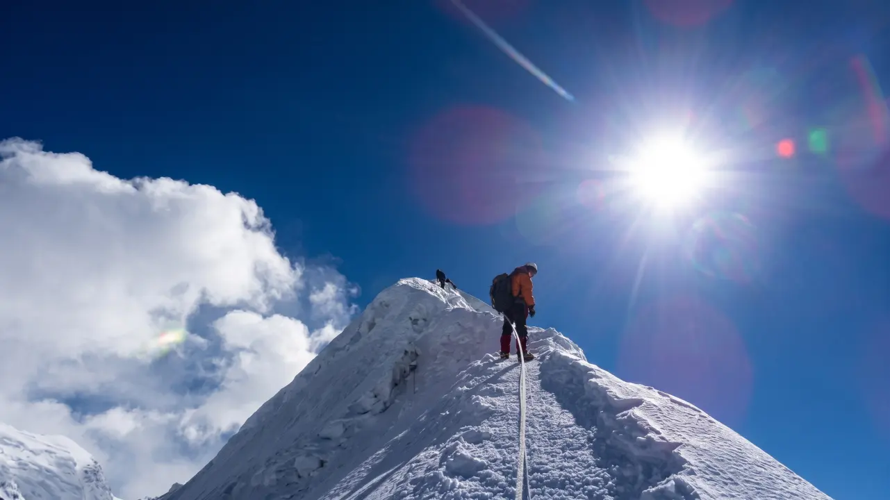 Island-Peak
