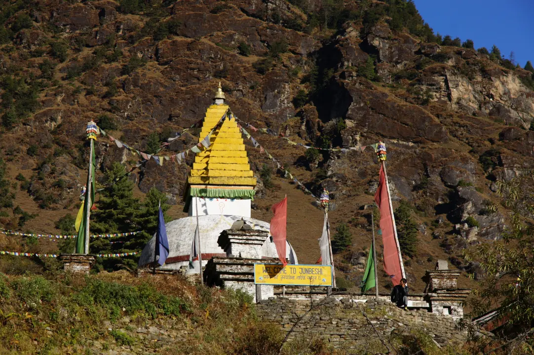 Everest Trekking