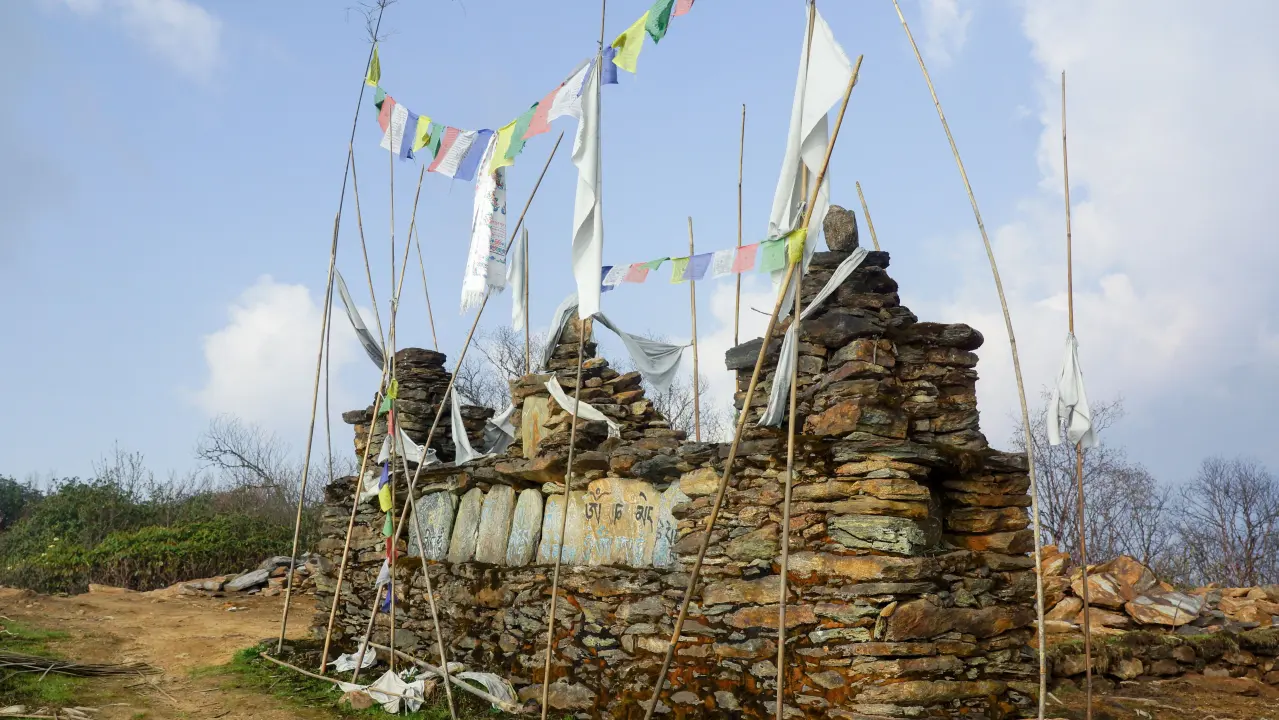 Makalu-Baruntse Trekking
