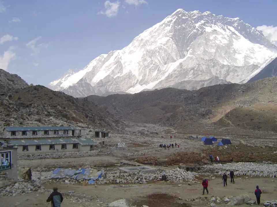 Der Ort Lobuche auf dem Weg zum EBCund Kala Patthar