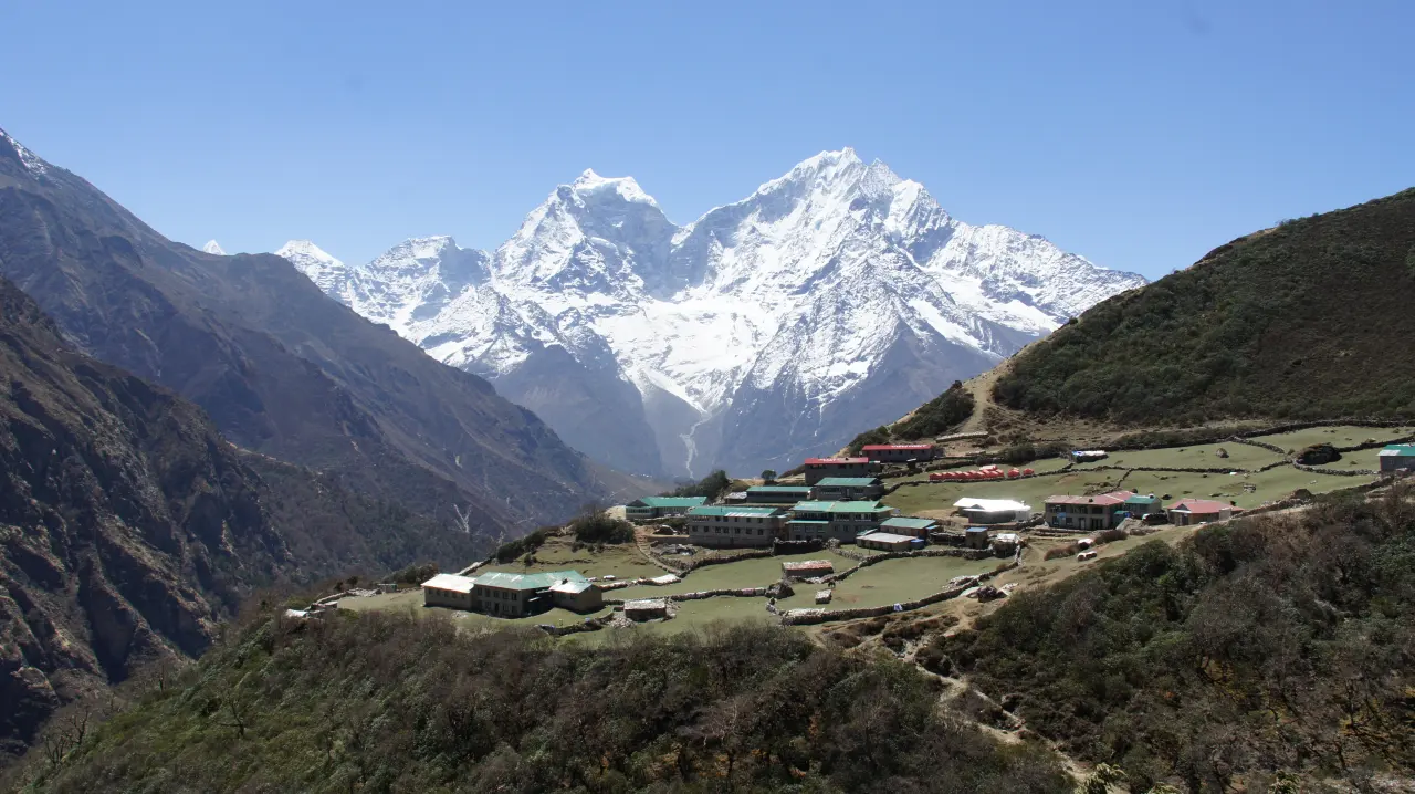 Everest Trekking