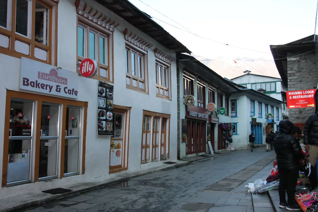 Hauptstrasse in Lukla, Everest Trekking
