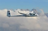 Testflug in den Alpen, Die Testflüge im August 2013 sind gut verlaufen. Diese S10 VTX startet von Deutschland nach Nepal/Kathmandu.